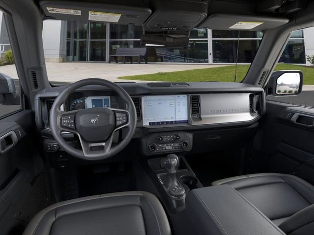 New 2025 Ford Bronco Outer Banks image 9