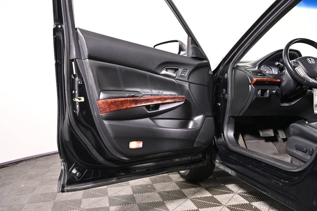 Used 2011 Honda Crosstour EX-L image 25