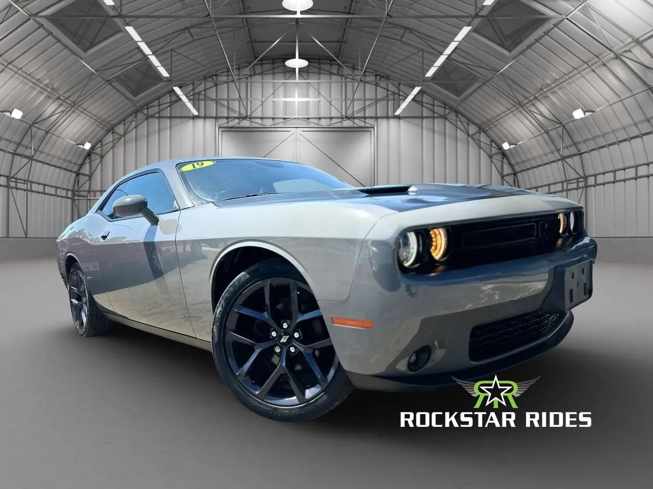 Used 2019 Dodge Challenger SXT w/ Blacktop Package RWD image 32
