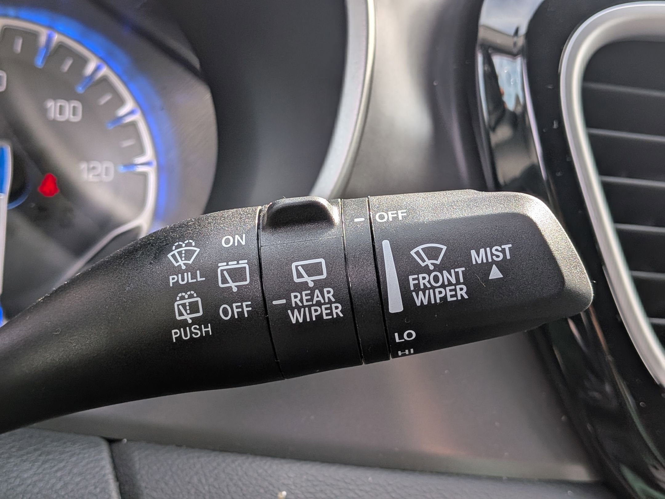 New 2026 Chrysler Voyager LX image 22