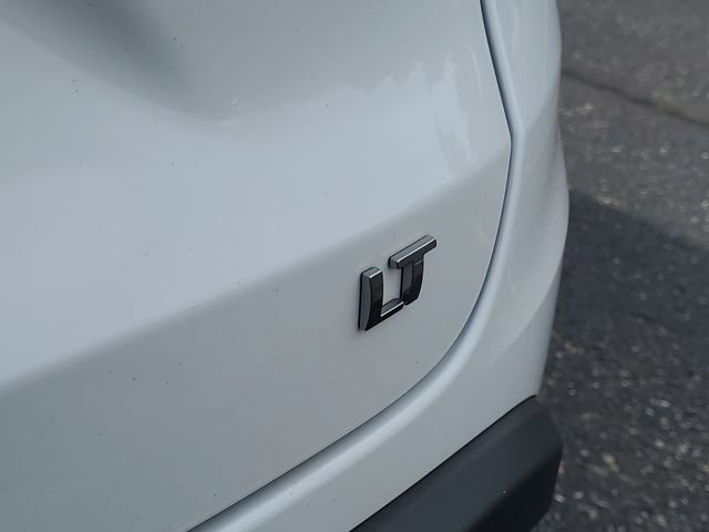 Used 2024 Chevrolet Trax LT w/ Driver Confidence Package image 30