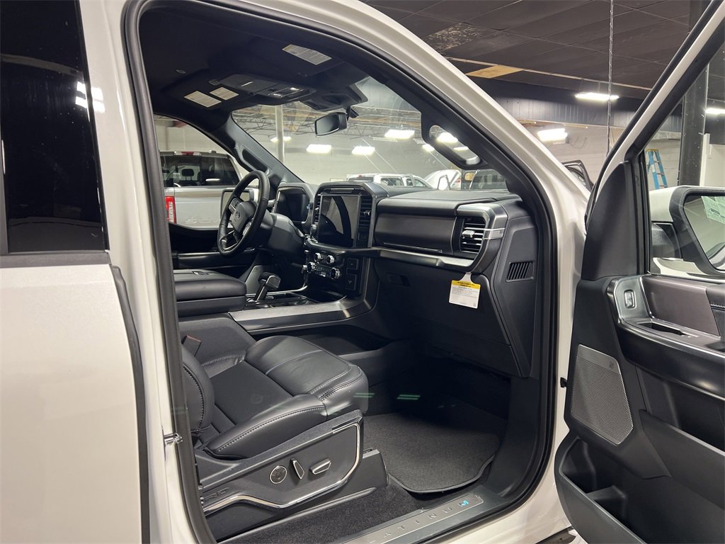 New 2025 Ford F150 Platinum image 9
