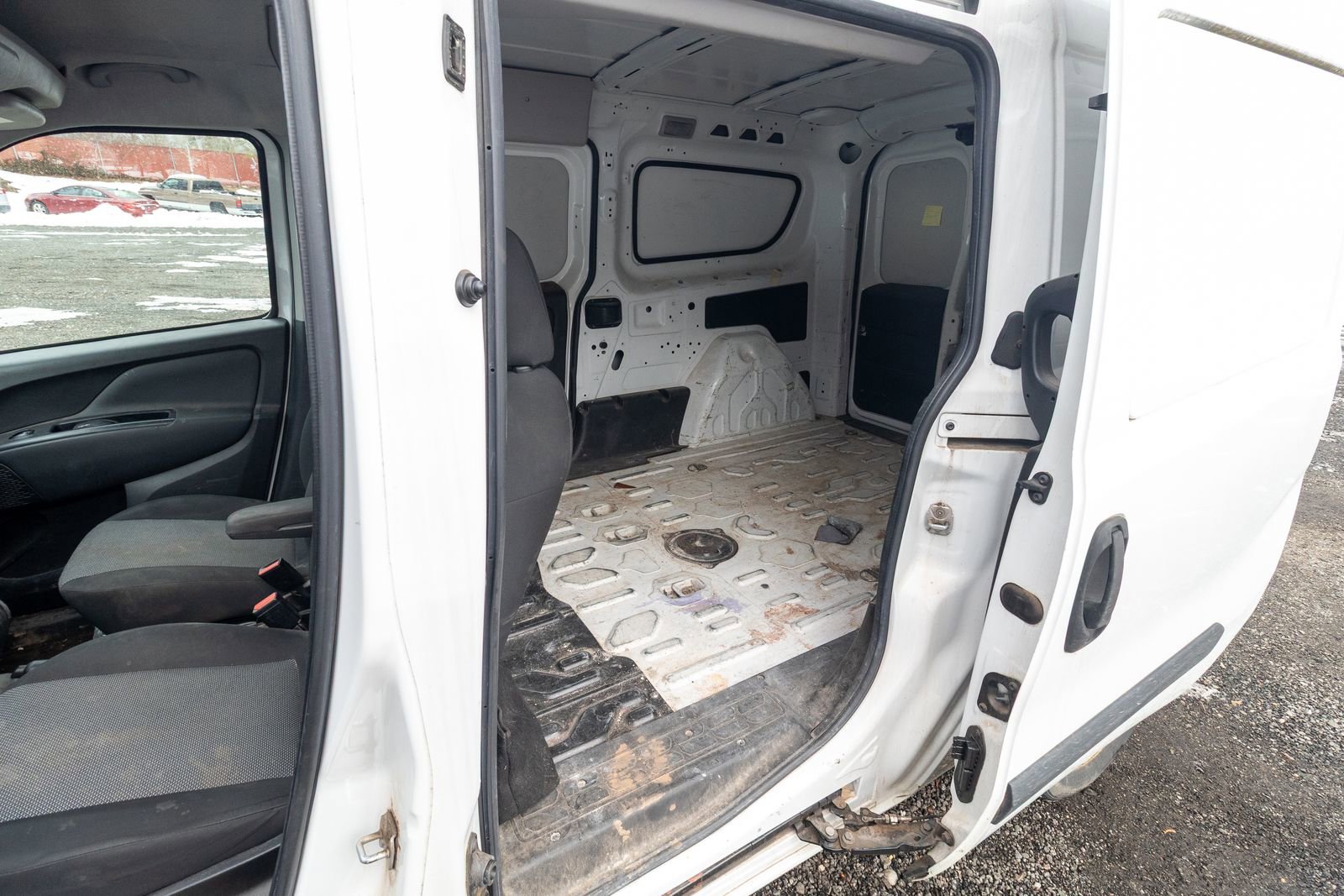 Used 2018 RAM ProMaster City Tradesman image 14