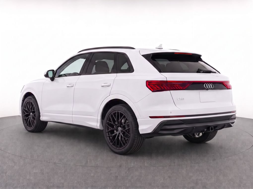 Used 2022 Audi Q8 Premium AWD/4WD image 3