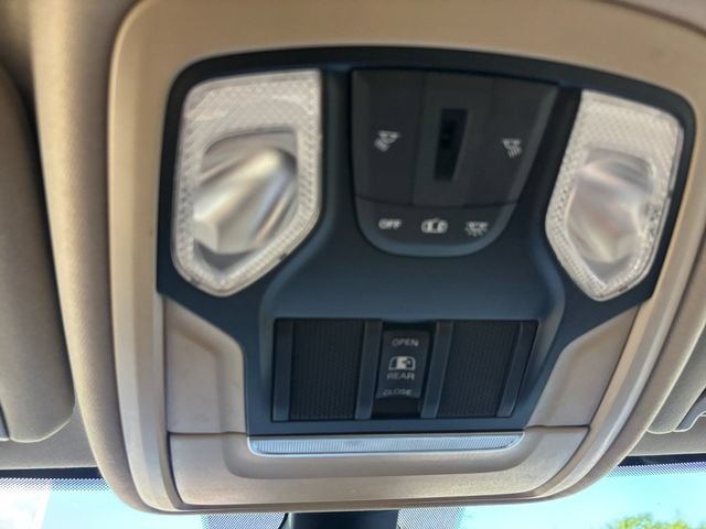 Used 2022 RAM 2500 Lone Star w/ Level C Equiment Group AWD/4WD image 32
