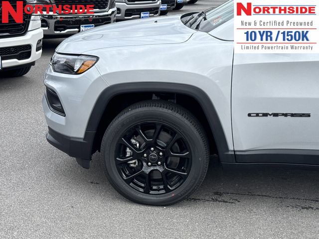 New 2026 Jeep Compass Latitude image 11
