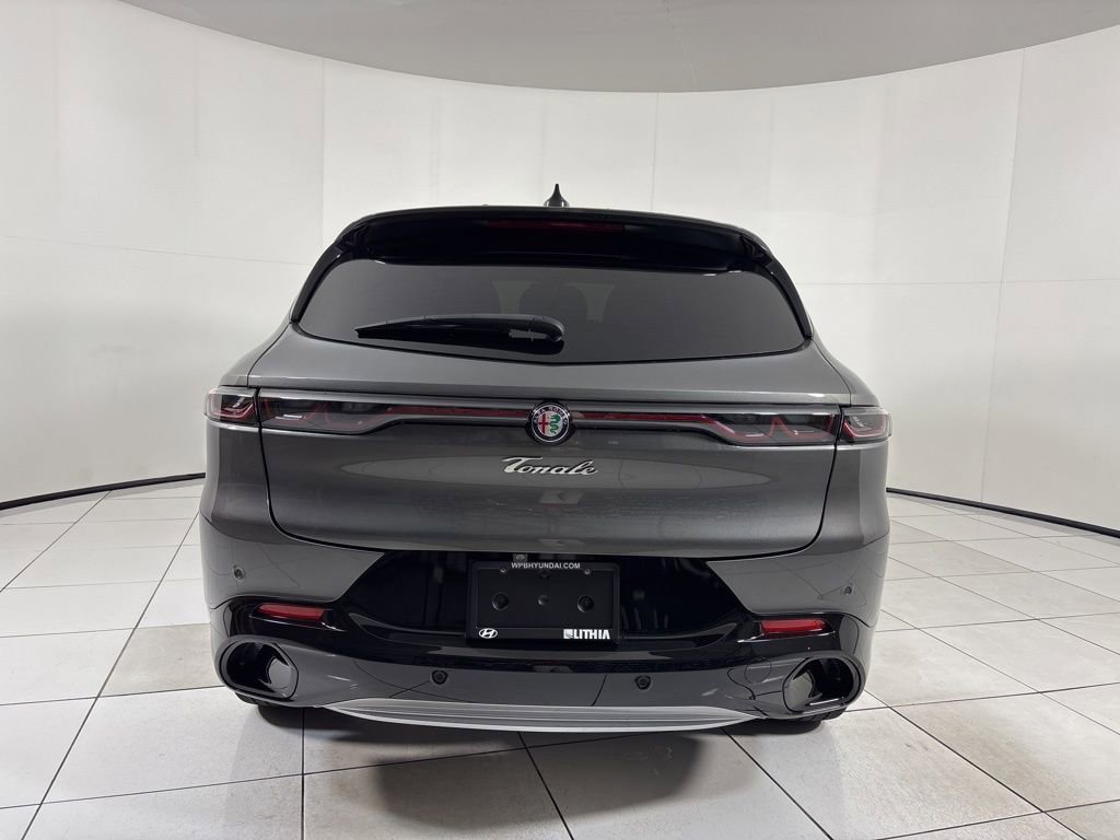 Used 2024 Alfa Romeo Tonale Ti image 4