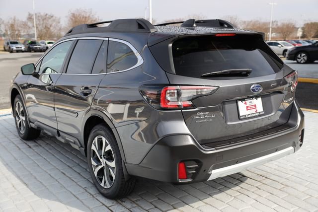 Certified 2022 Subaru Outback Limited image 3