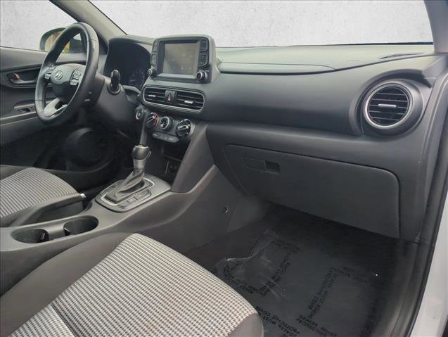 Used 2021 Hyundai Kona SEL Plus w/ Cargo Package FWD image 28