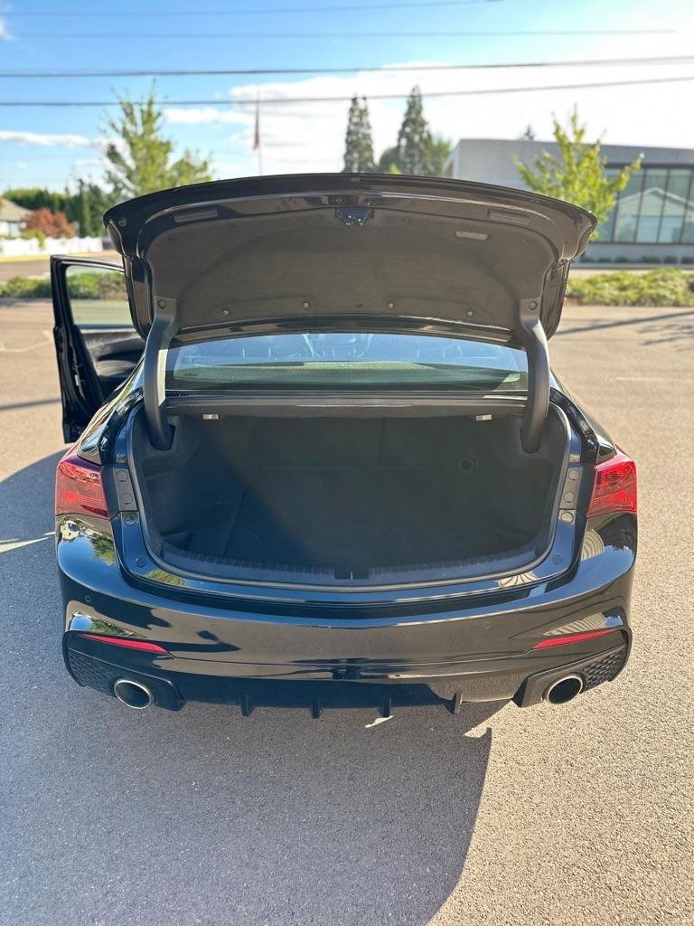 Used 2019 Acura TLX w/ Technology & A-SPEC Package FWD image 17