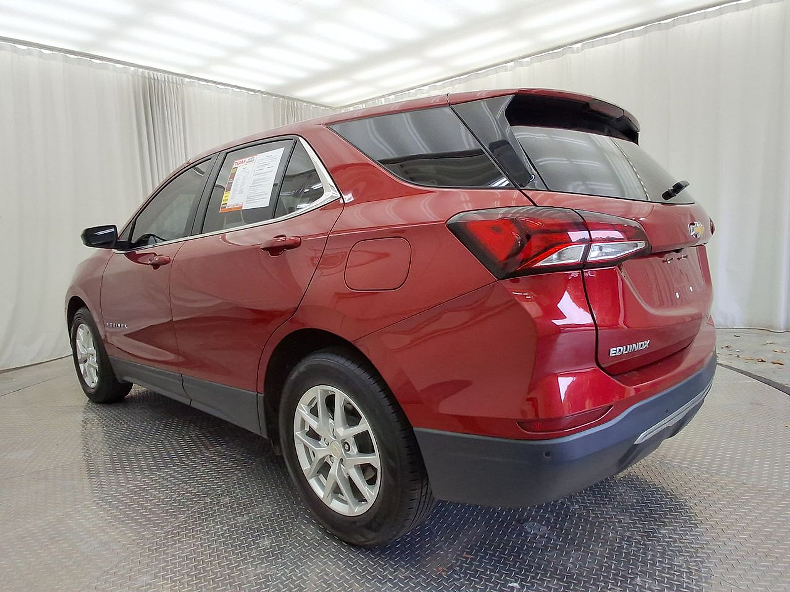 Used 2022 Chevrolet Equinox LT FWD image 25
