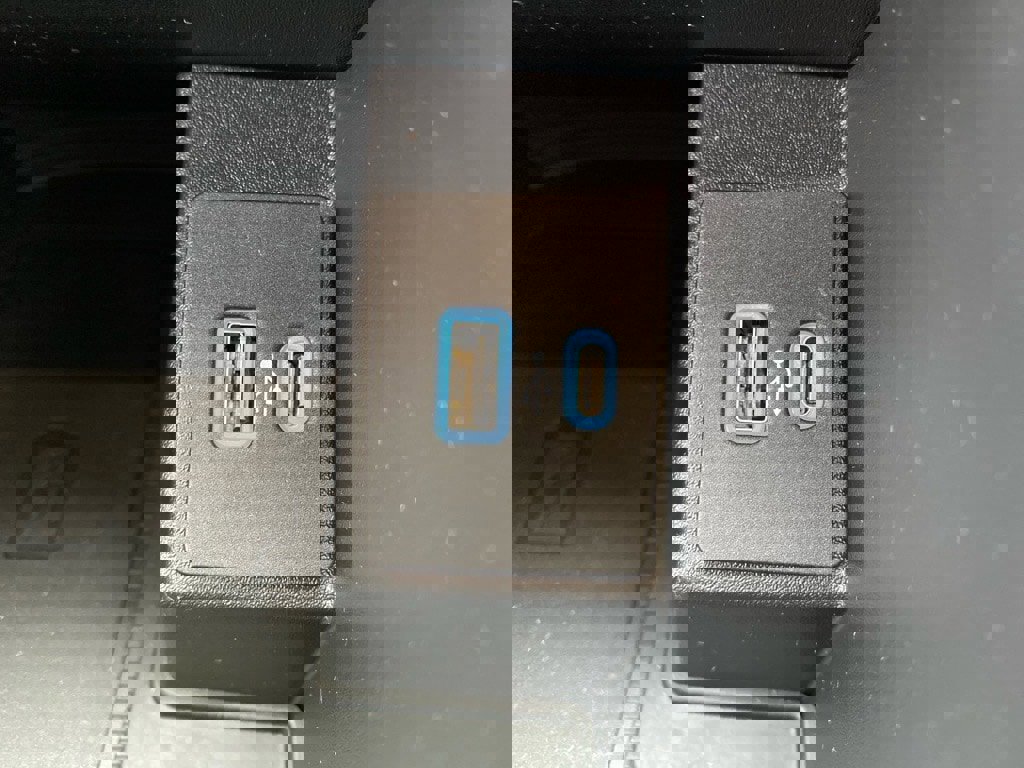 Used 2024 Ford Edge SEL w/ Convenience Package image 13