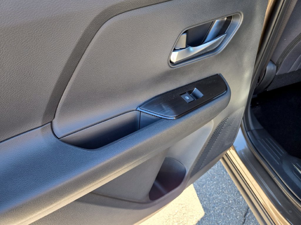 New 2027 Nissan Kicks SV w/ SV Premium Package FWD image 18
