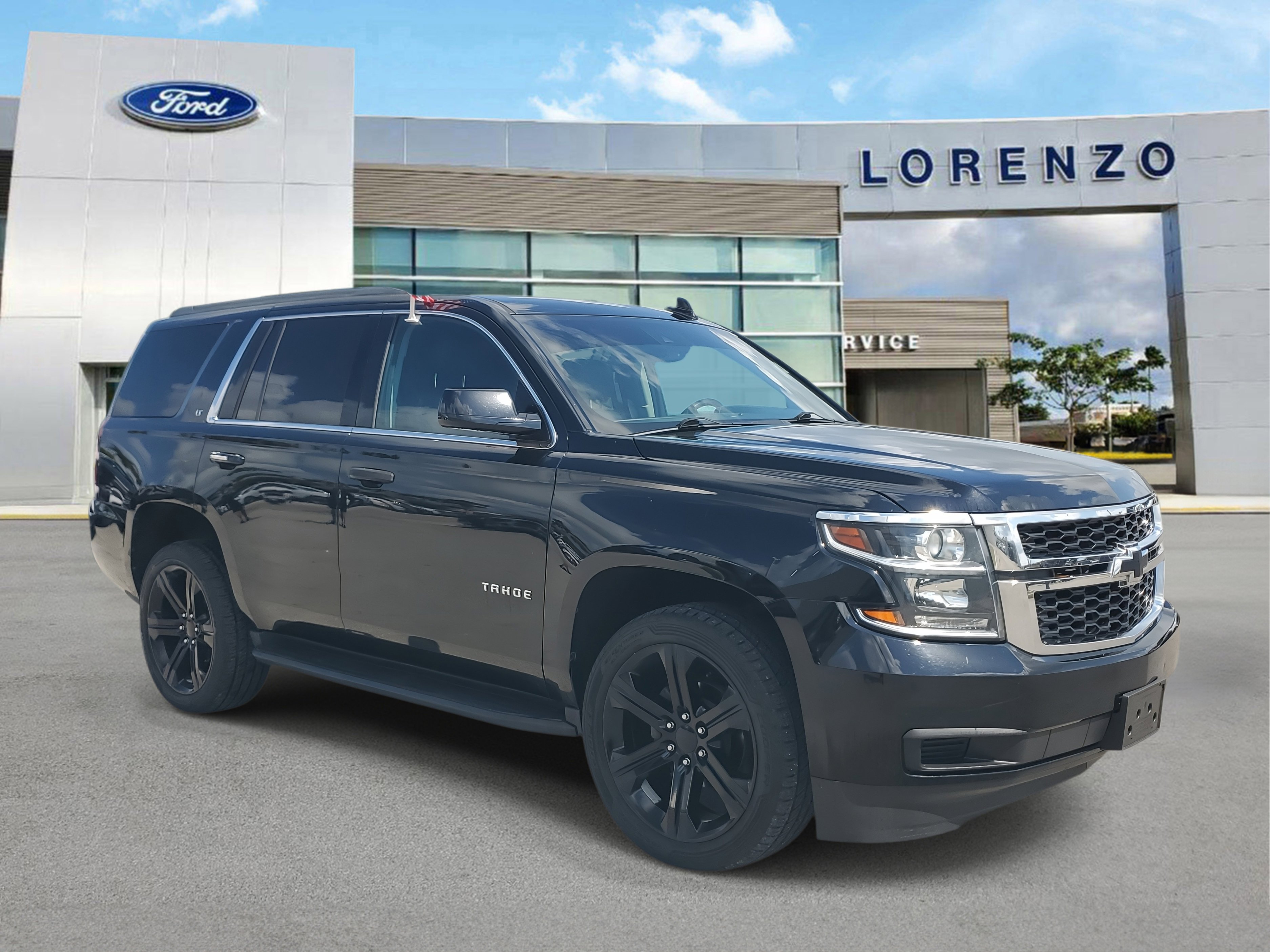 Used 2018 Chevrolet Tahoe LT AWD/4WD image 3