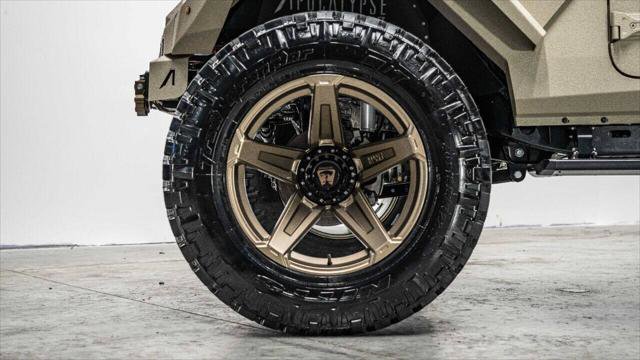 Used 2023 Jeep Gladiator Sport image 16