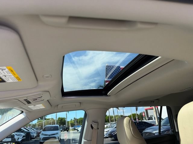 Certified 2025 Toyota Highlander XLE AWD/4WD image 23