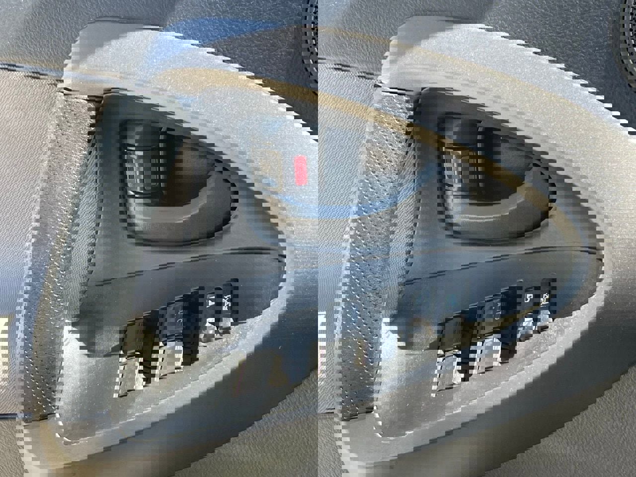 Used 2012 Toyota RAV4 FWD w/ Value Pkg image 6