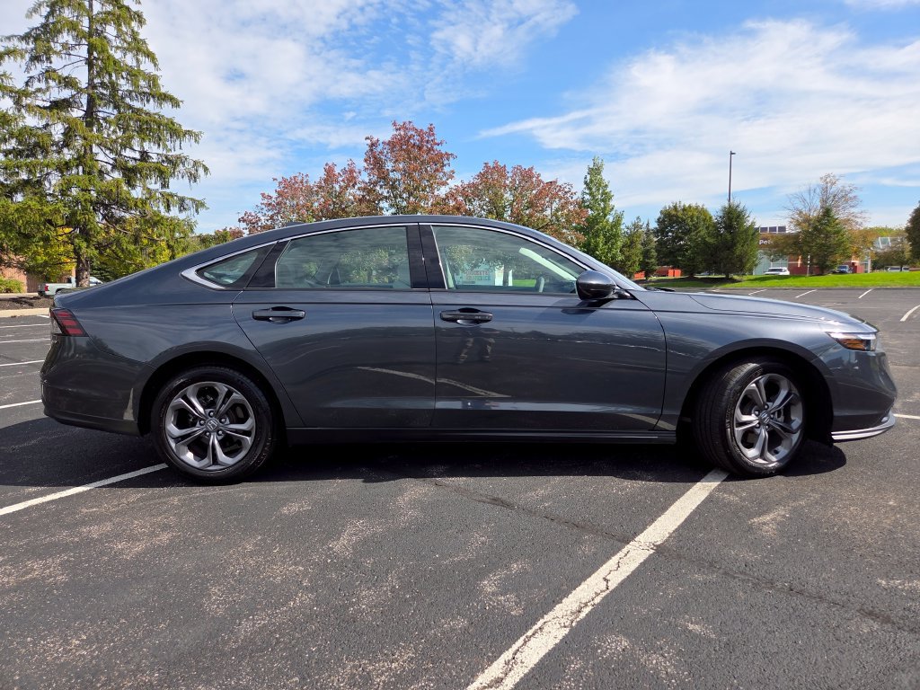 Certified 2024 Honda Accord EX image 23