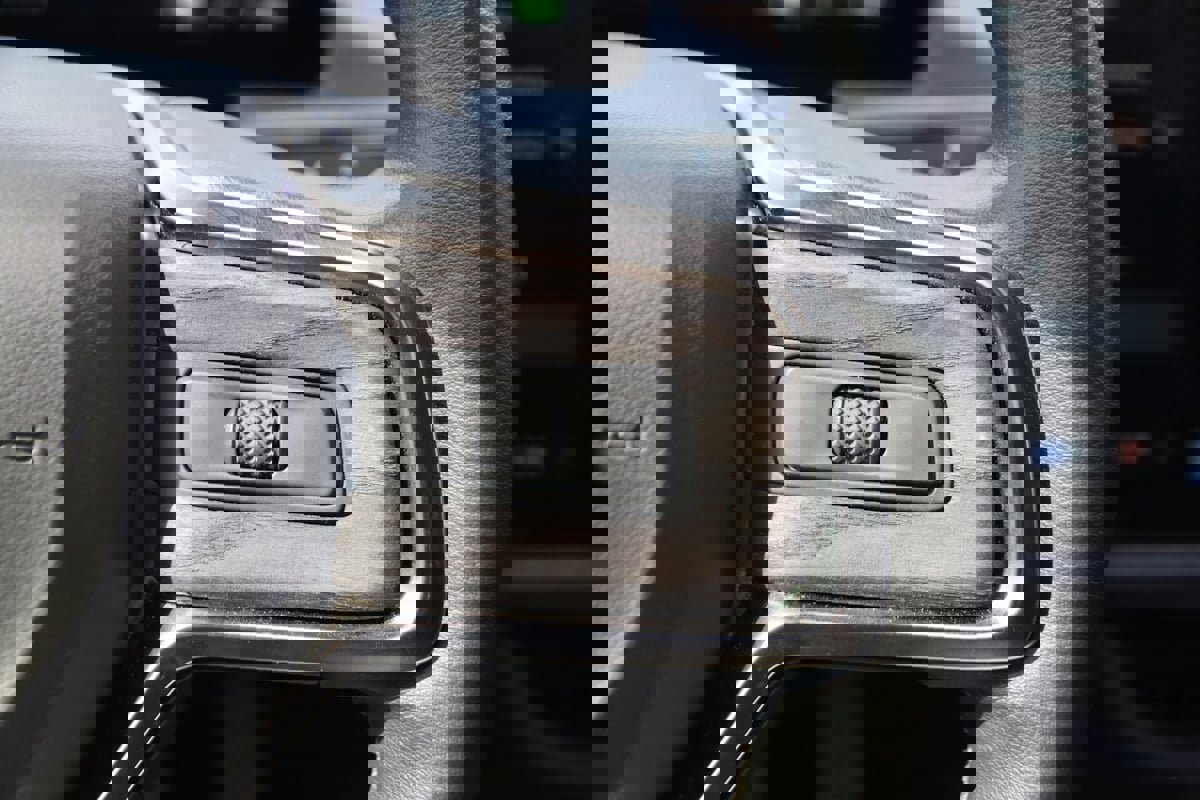 Used 2022 Rivian R1T Adventure image 49