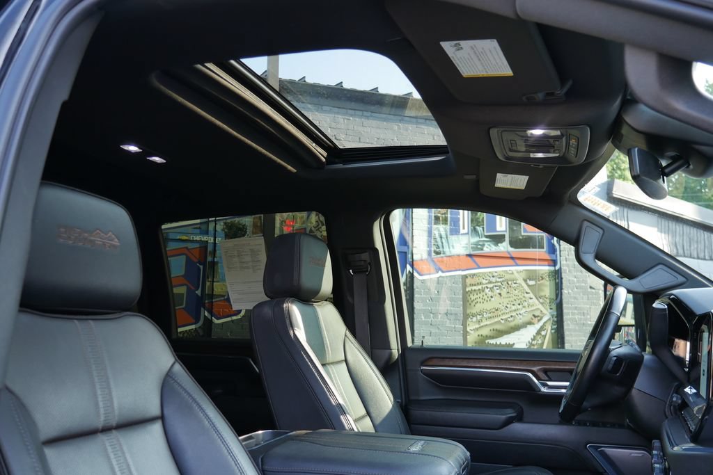 Used 2024 Chevrolet Silverado 2500 High Country AWD/4WD image 13