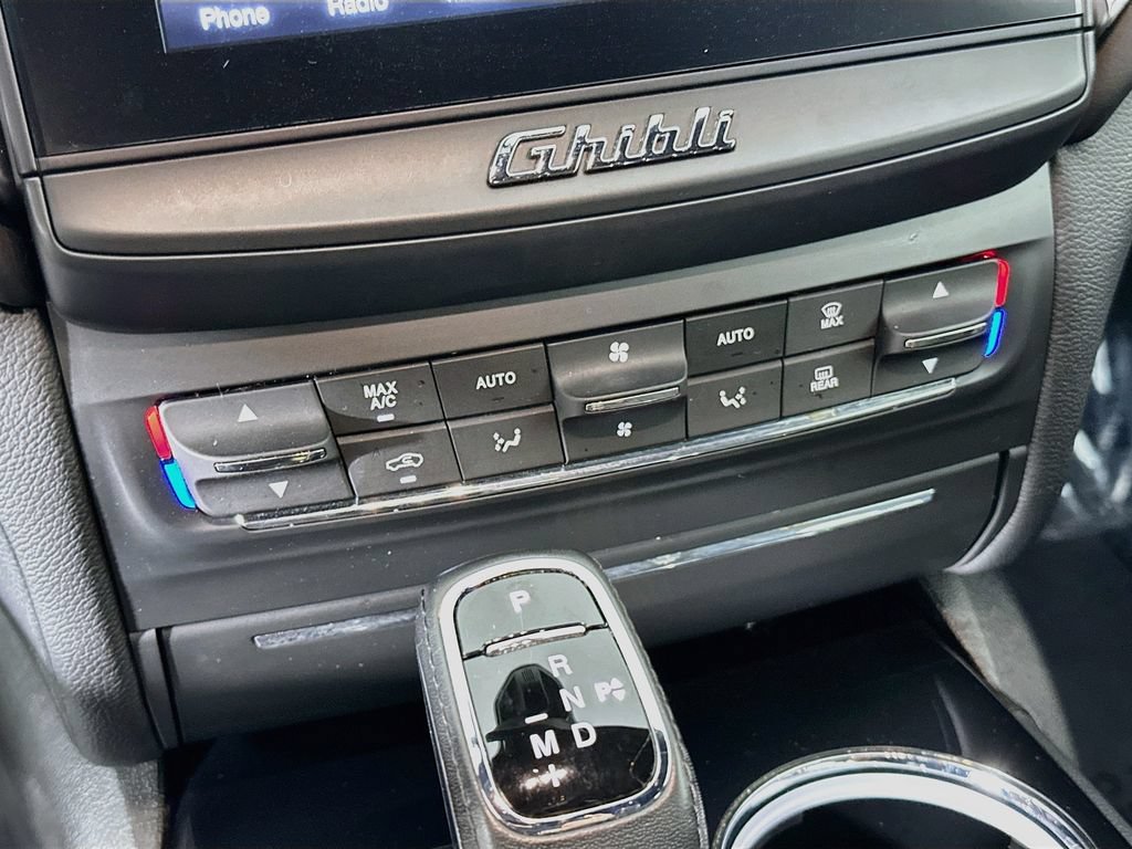 Used 2019 Maserati Ghibli GranSport RWD image 18