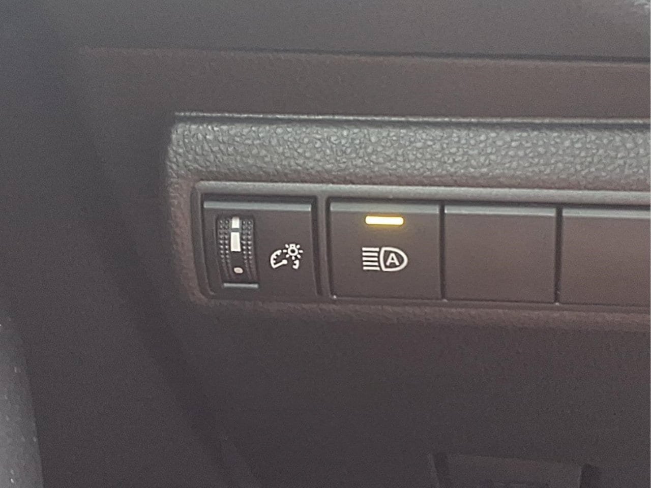 Used 2026 Toyota Corolla LE FWD image 25