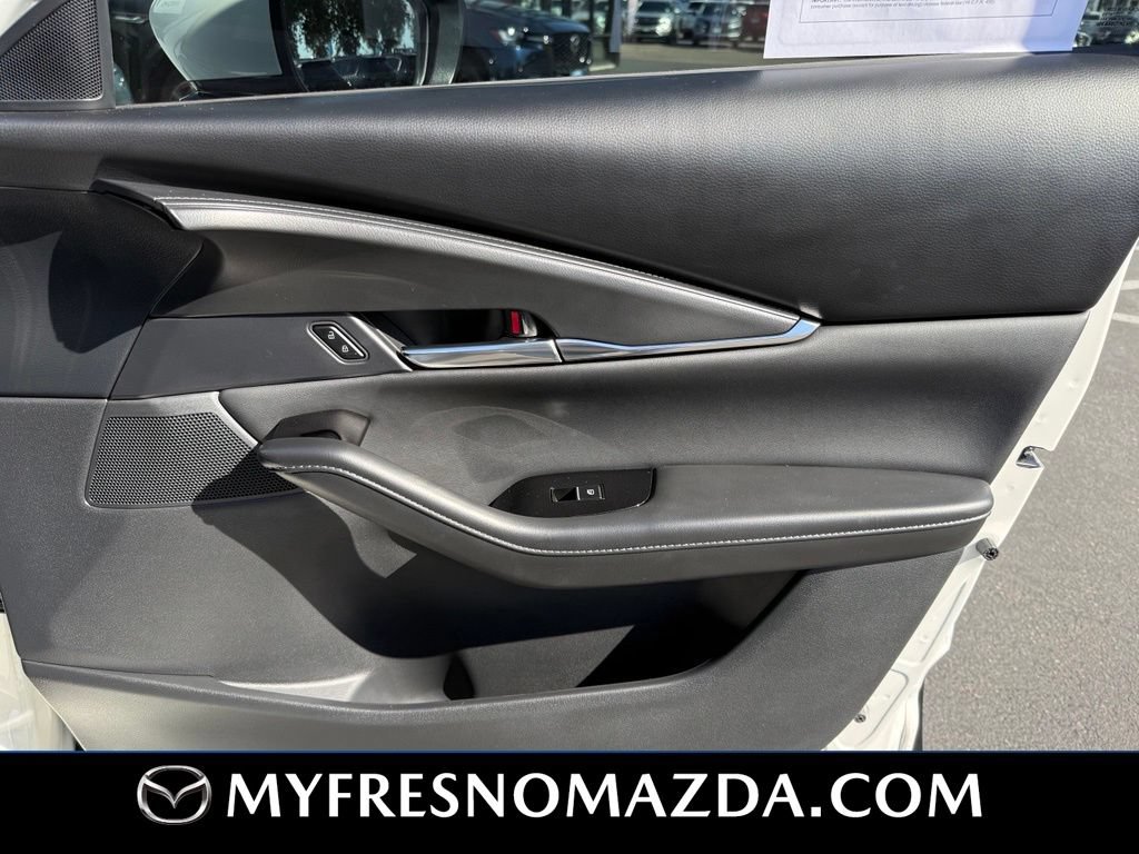Used 2025 MAZDA CX-30 AWD 2.5 S w/ Preferred Package image 18