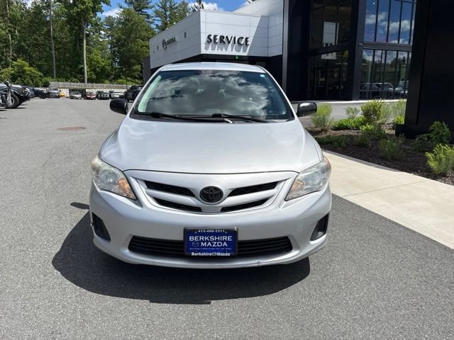 Used 2012 Toyota Corolla LE FWD image 2