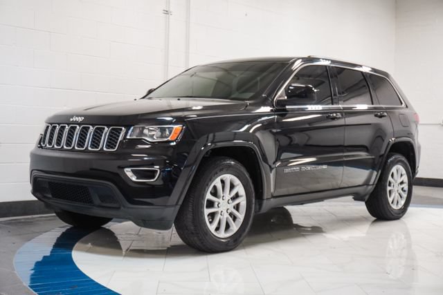 Used 2022 Jeep Grand Cherokee Laredo E w/ Security & Convenience Group RWD image 4
