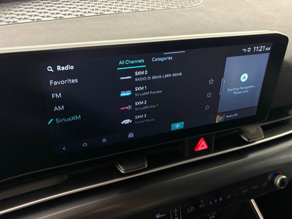 Used 2025 Kia Carnival image 26