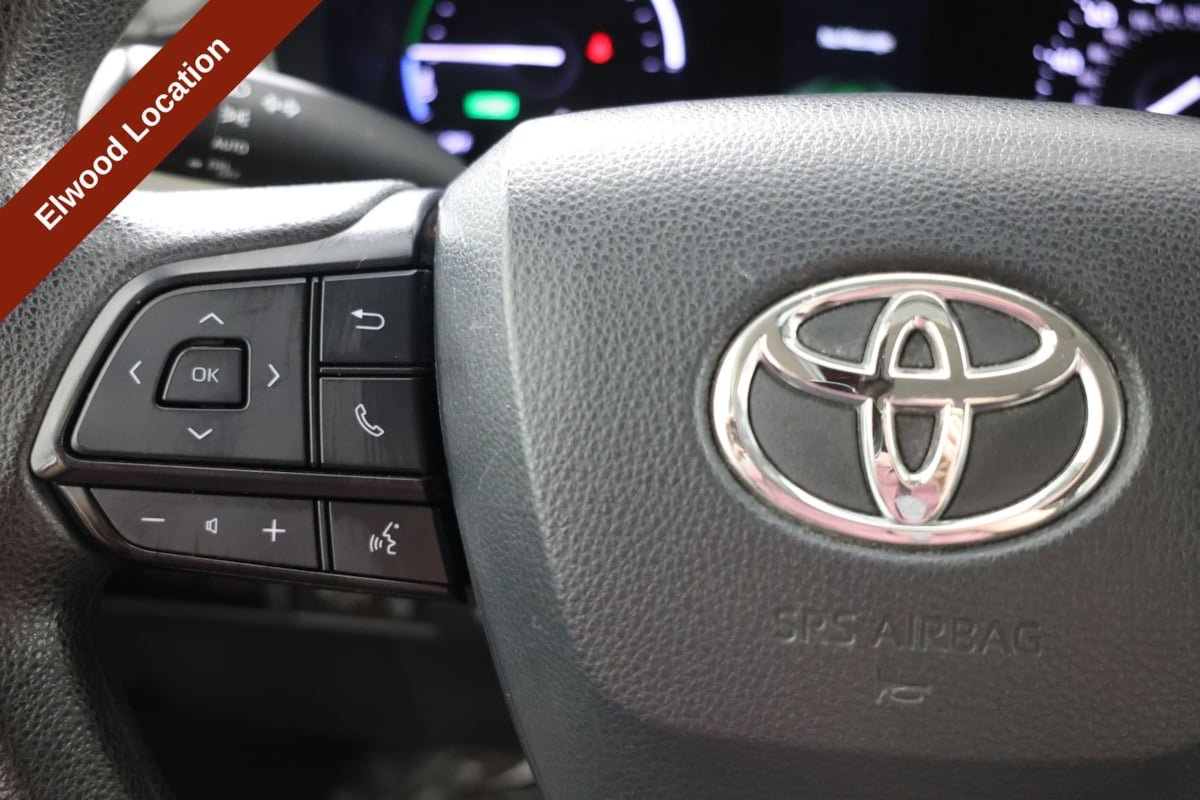 Used 2022 Toyota Sienna LE FWD image 25