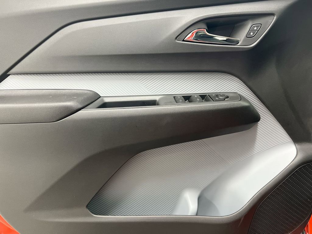 New 2027 Chevrolet Bolt RS w/ Technology Package image 22