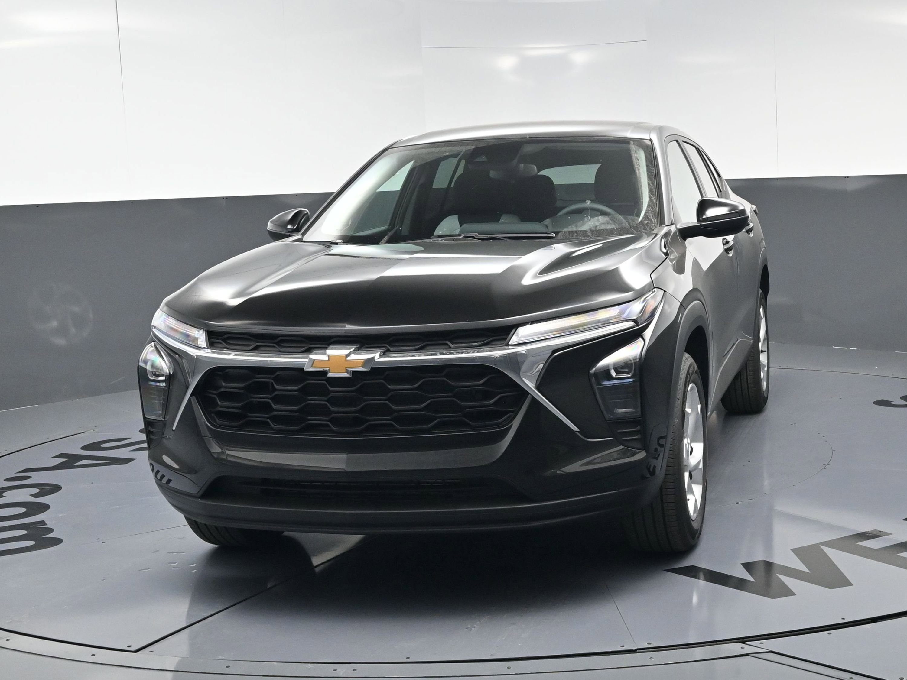 New 2026 Chevrolet Trax LS w/ LS Convenience Package image 5