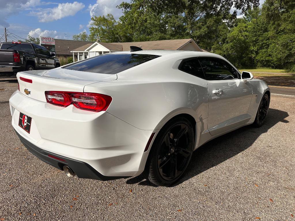 Used 2020 Chevrolet Camaro LT w/ Technology Package RWD image 25