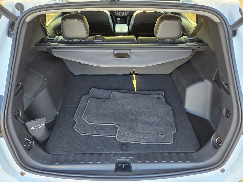 Used 2023 Chevrolet Equinox Premier image 13
