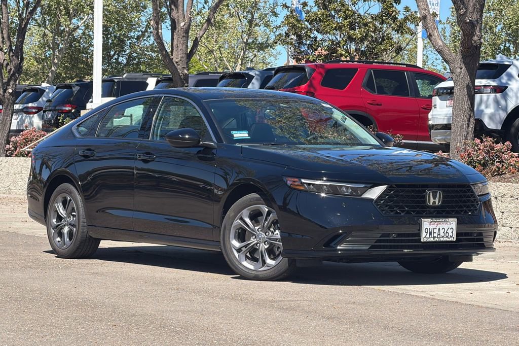 Used 2025 Honda Accord EX-L video 2