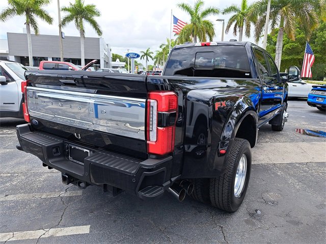 Used 2024 Ford F350 Limited w/ FX4 Off-Road Package image 3