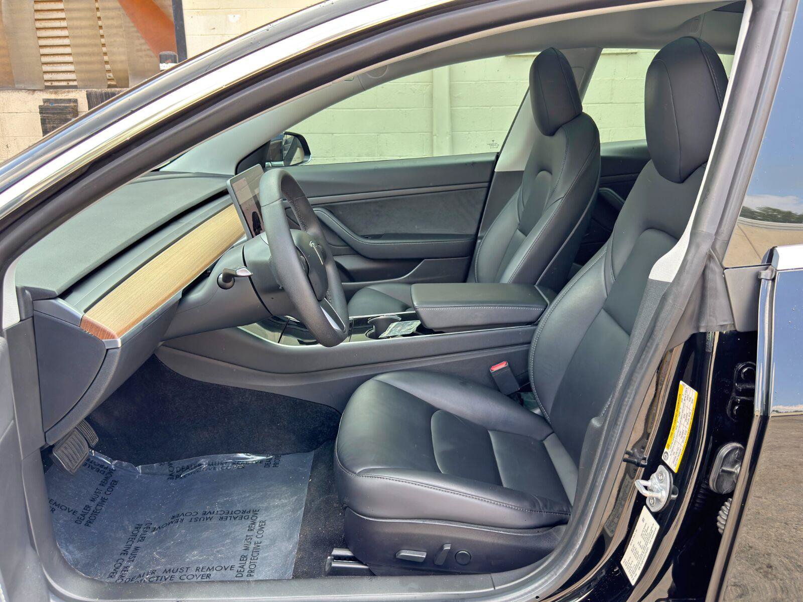 Used 2020 Tesla Model 3 Standard Range Plus RWD image 16