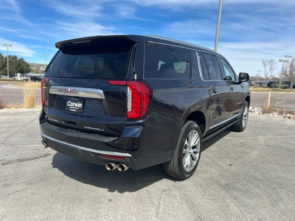 Used 2023 GMC Yukon XL Denali AWD/4WD image 9