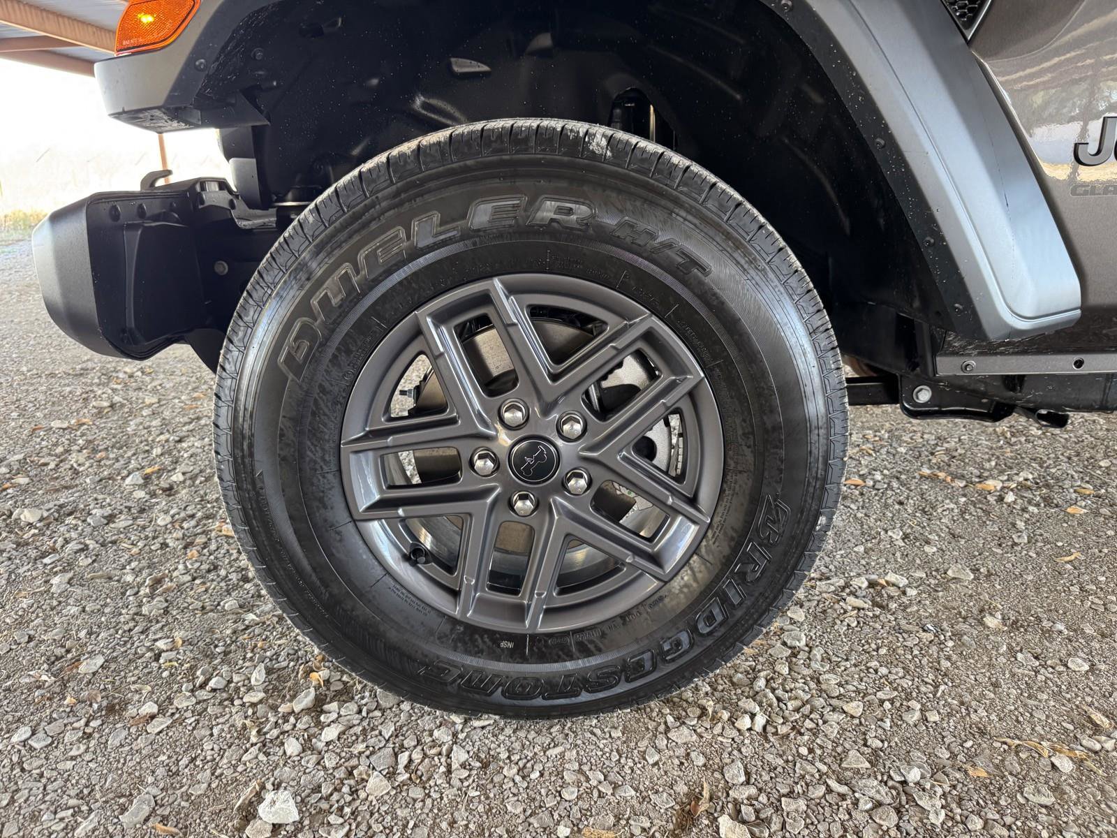 New 2026 Jeep Gladiator Sport image 38