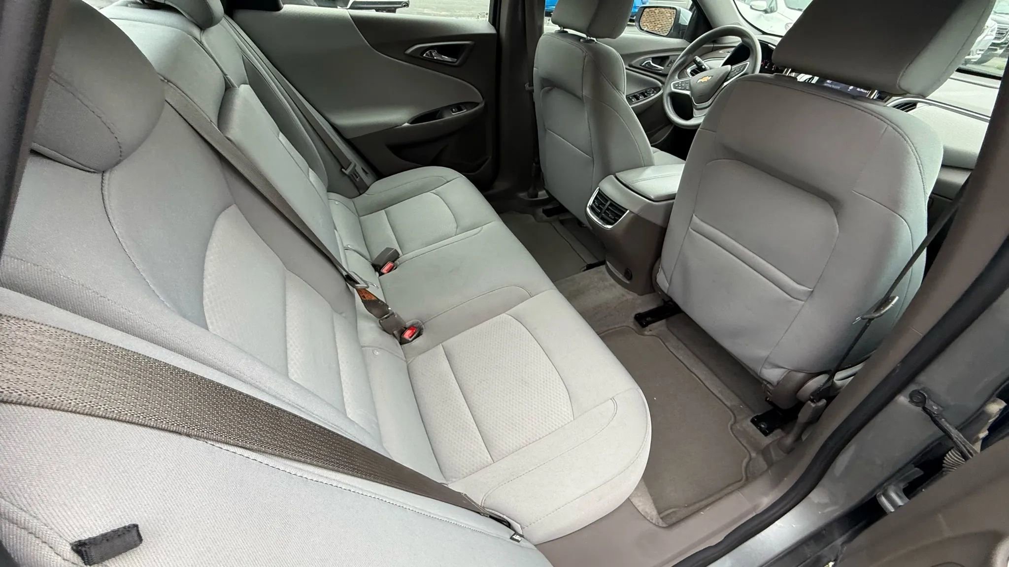 Used 2023 Chevrolet Malibu LT image 30