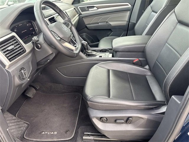 Used 2023 Volkswagen Atlas SE image 15