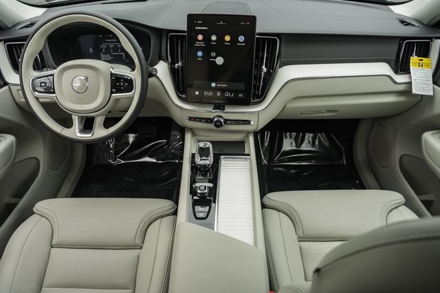 New 2026 Volvo XC60 B5 Ultra w/ Protection Package Premier AWD/4WD image 21