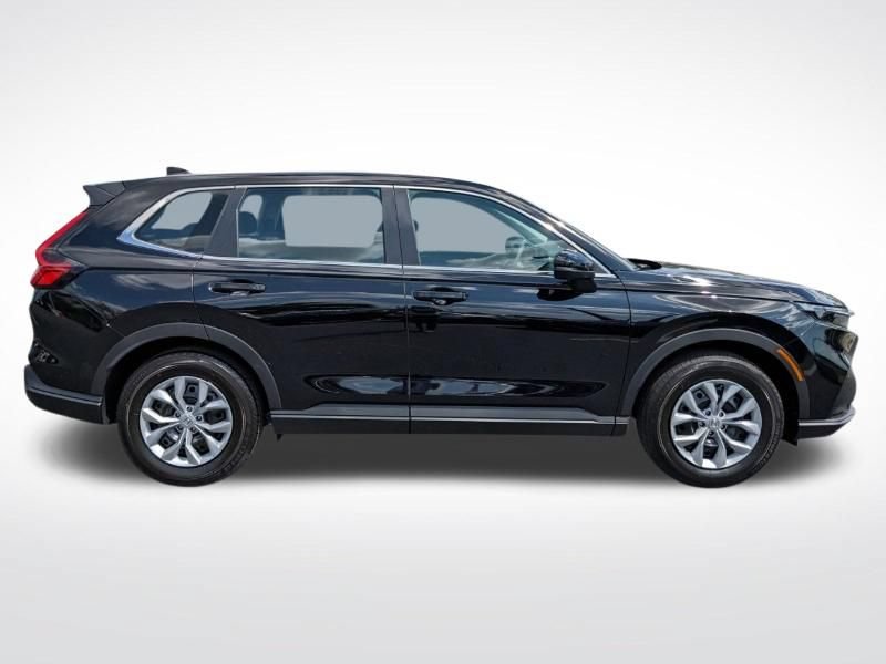 Used 2025 Honda CR-V LX image 6
