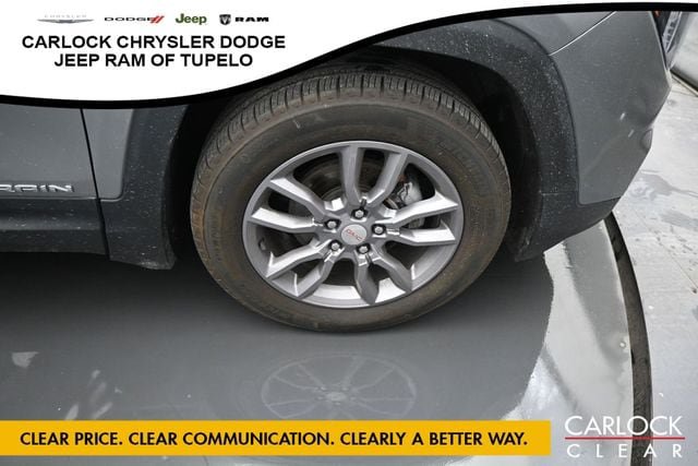 Used 2023 GMC Terrain SLT w/ LPO, Floor Liner Package AWD/4WD image 42