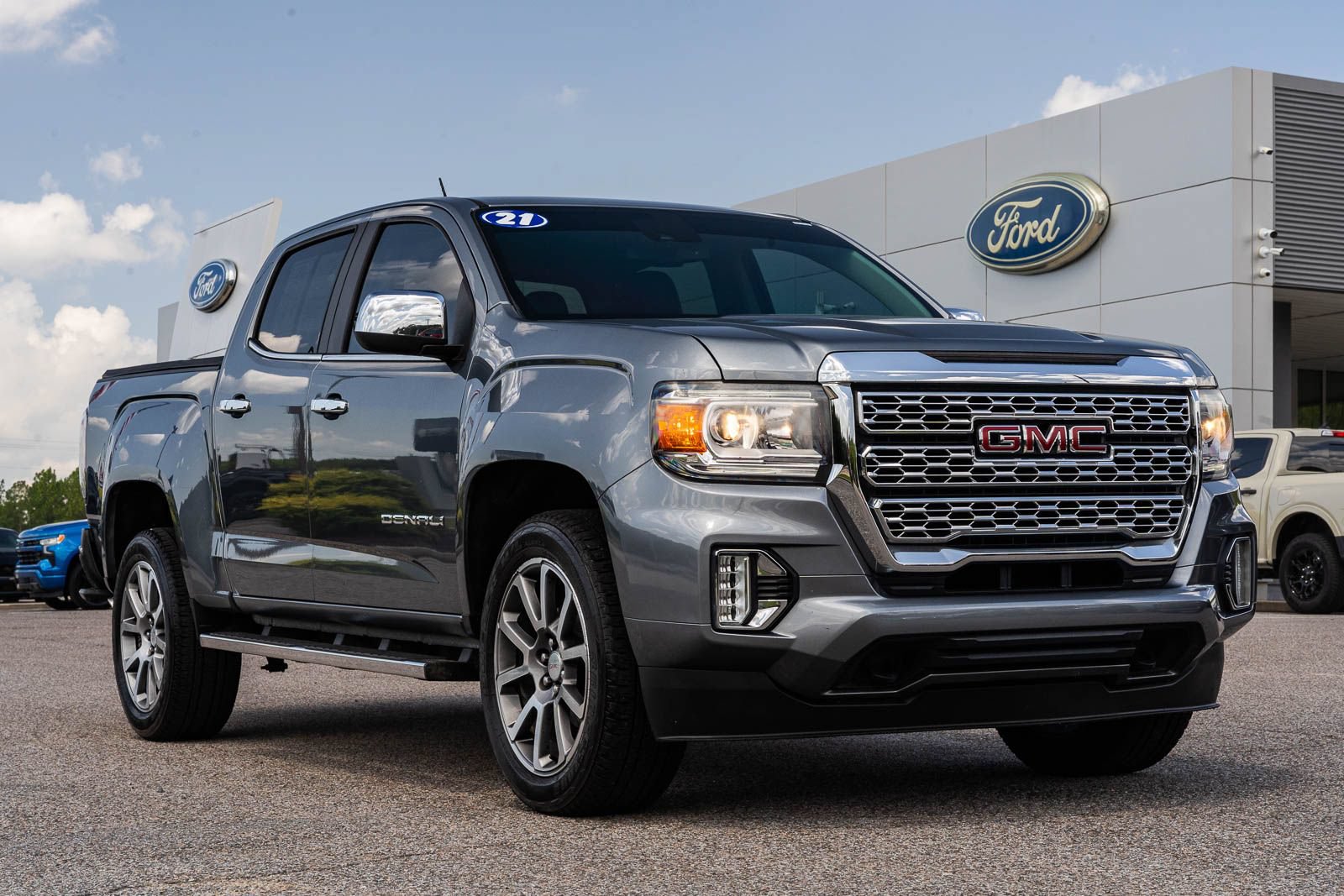 Used 2021 GMC Canyon Denali AWD/4WD video 1