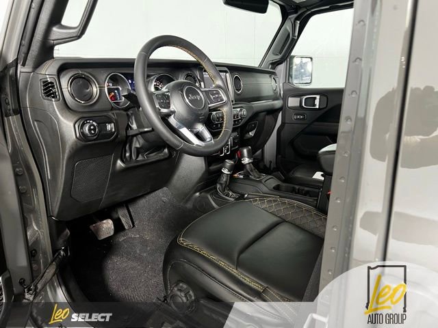 Used 2023 Jeep Gladiator Overland AWD/4WD image 11