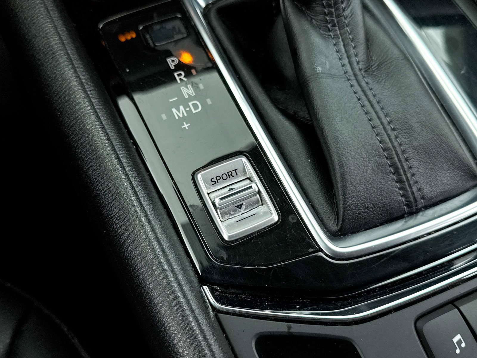 Used 2018 MAZDA CX-5 Touring image 8