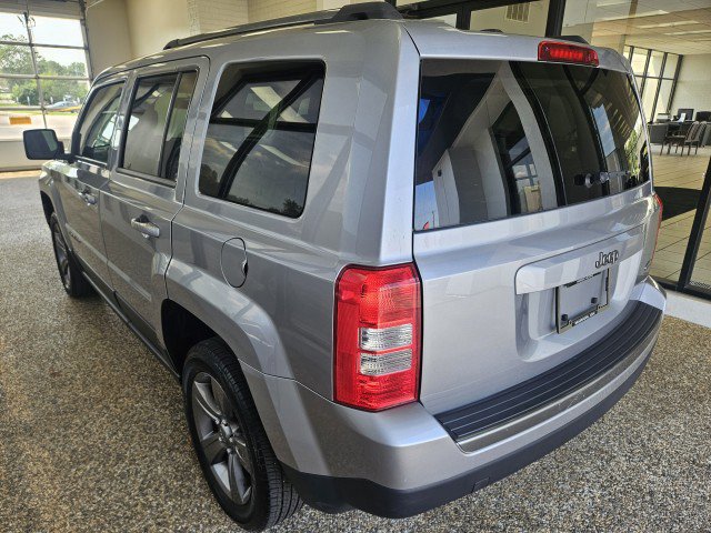 Used 2016 Jeep Patriot Sport w/ Power Value Group FWD image 4