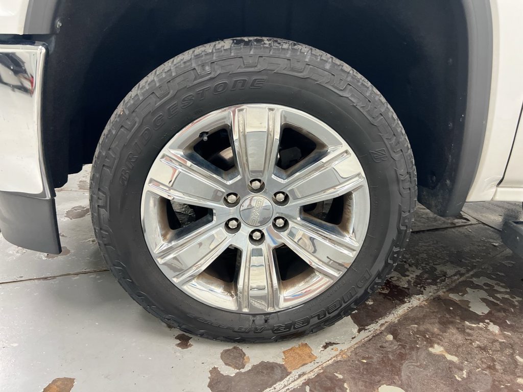 Used 2018 GMC Sierra 1500 SLT AWD/4WD image 26